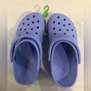 NWT Unisex Classic Crocs. Moon Jelly. Size: M6/W8.